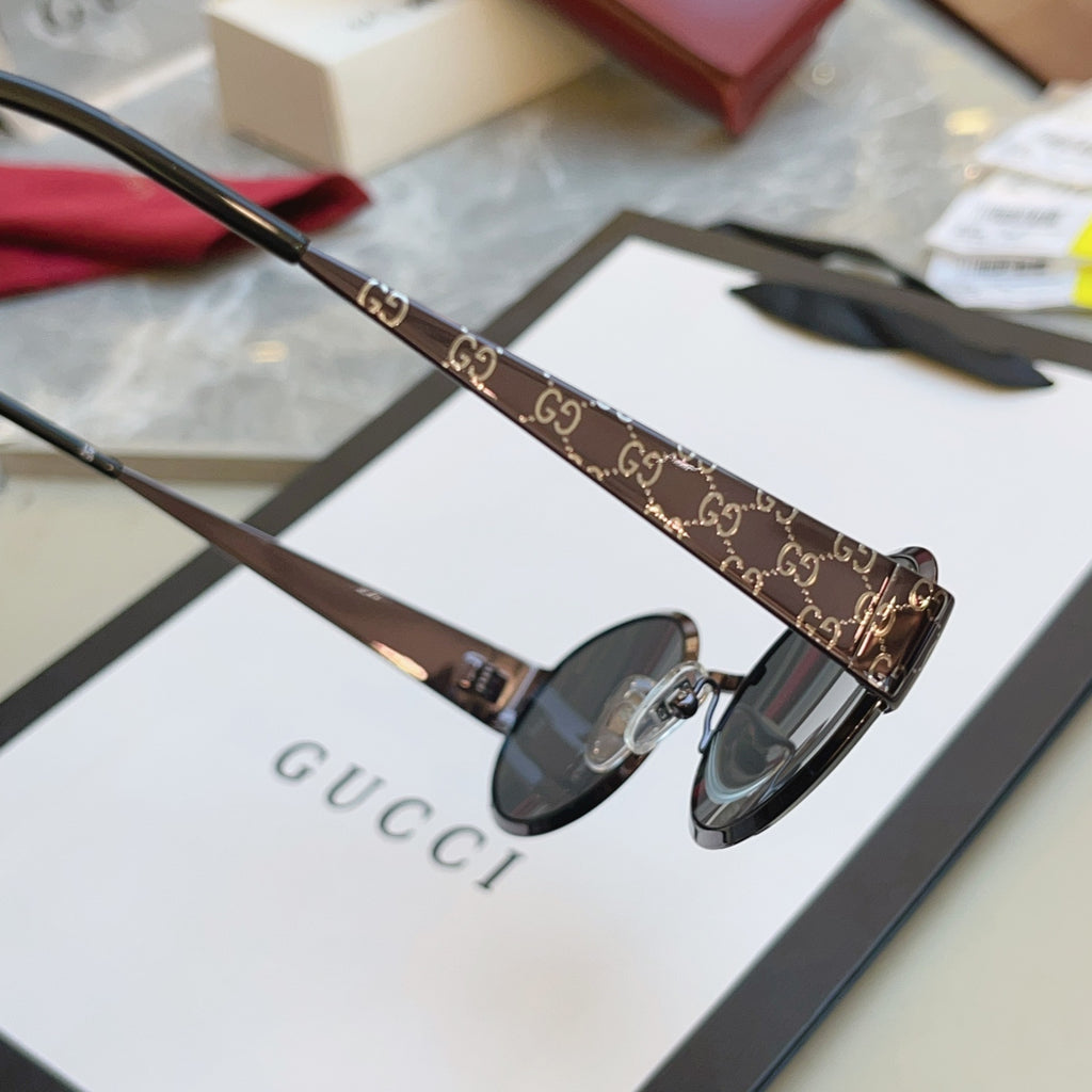 Gucci GG1854S Fashion Black Lens Sunglasses for Men & Women - 431392 - detail image 5