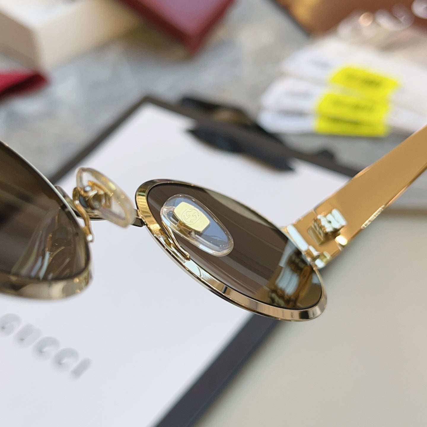 Gucci GG1854S Fashion Black Lens Sunglasses for Men & Women - detail image 6