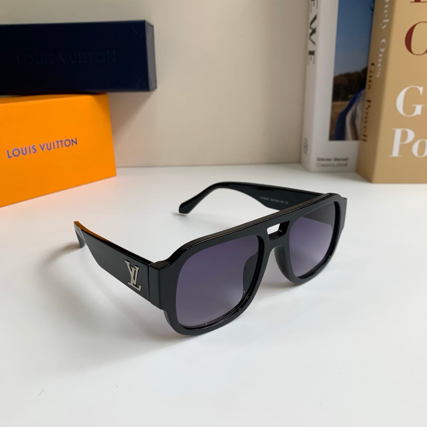 Louis Vuitton Square Black Lens Sunglasses for Men & Women - 431107