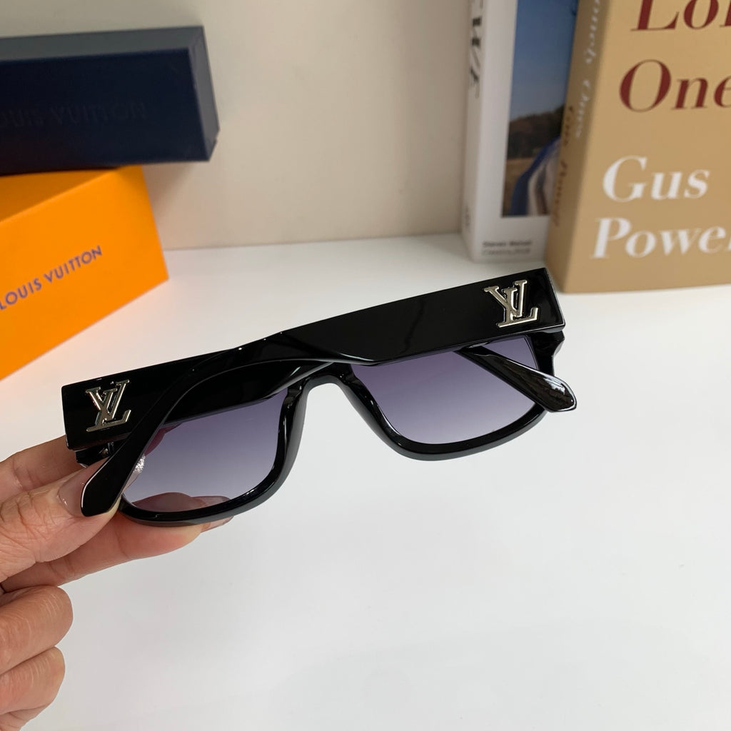 Louis Vuitton Square Black Lens Sunglasses for Men & Women - 431107 - detail image 6