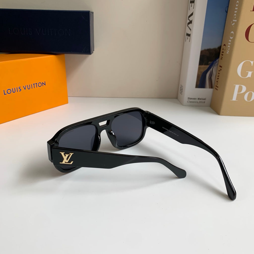 Louis Vuitton Square Black Lens Sunglasses for Men & Women - 431109 - detail image 8