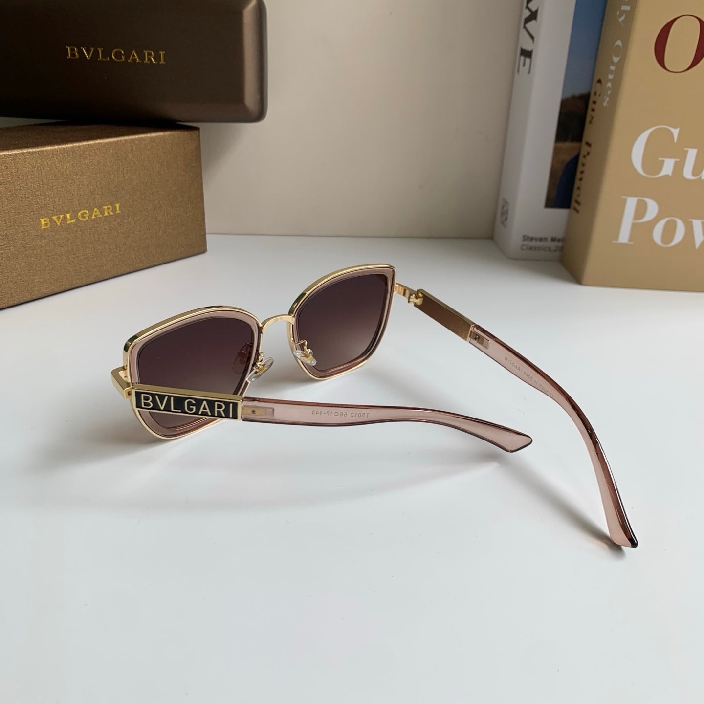 Bottega Veneta Square Red Lens Sunglasses for Men & Women - detail image 6