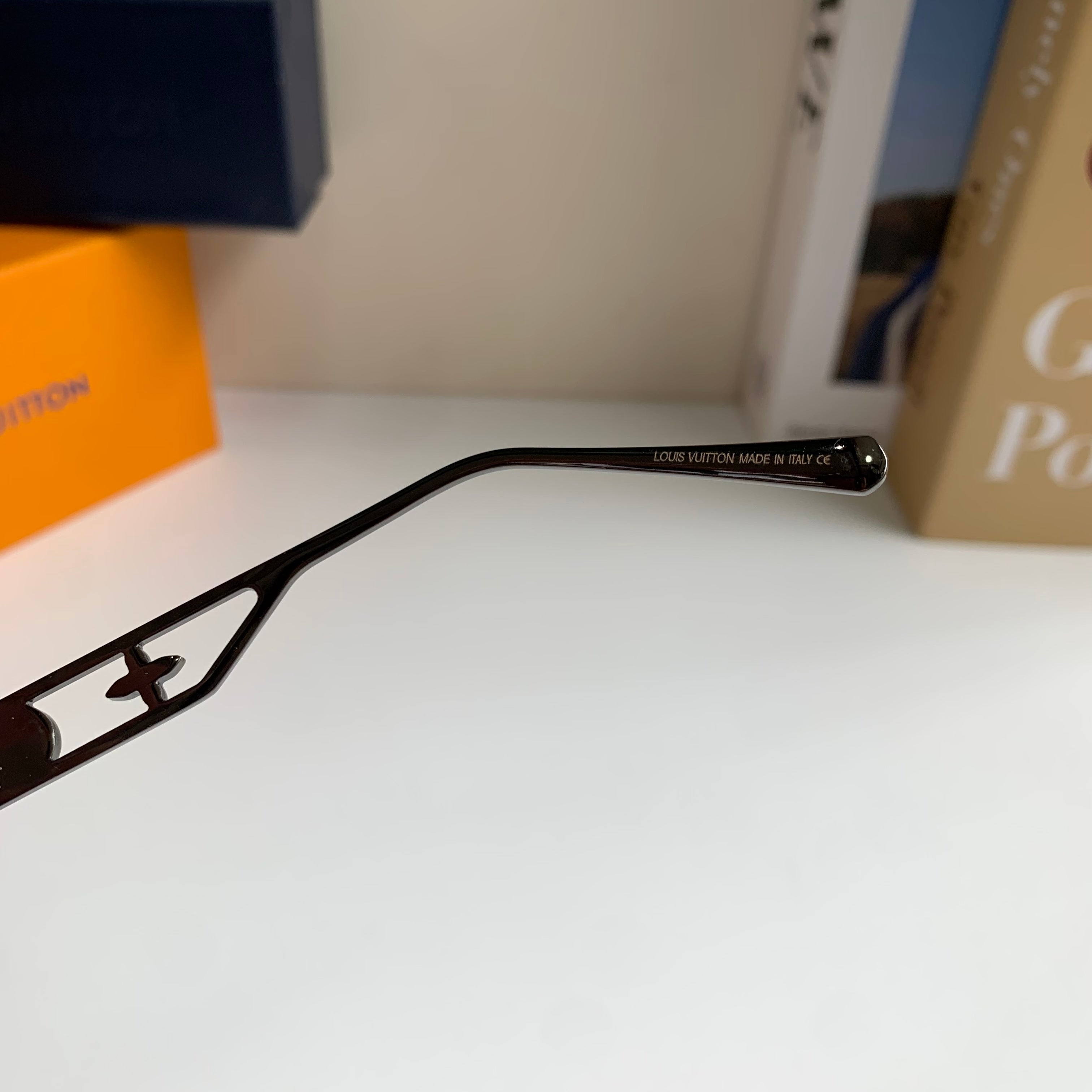 Louis Vuitton Square Silver Lens Sunglasses for Men & Women - 464758 - detail image 6