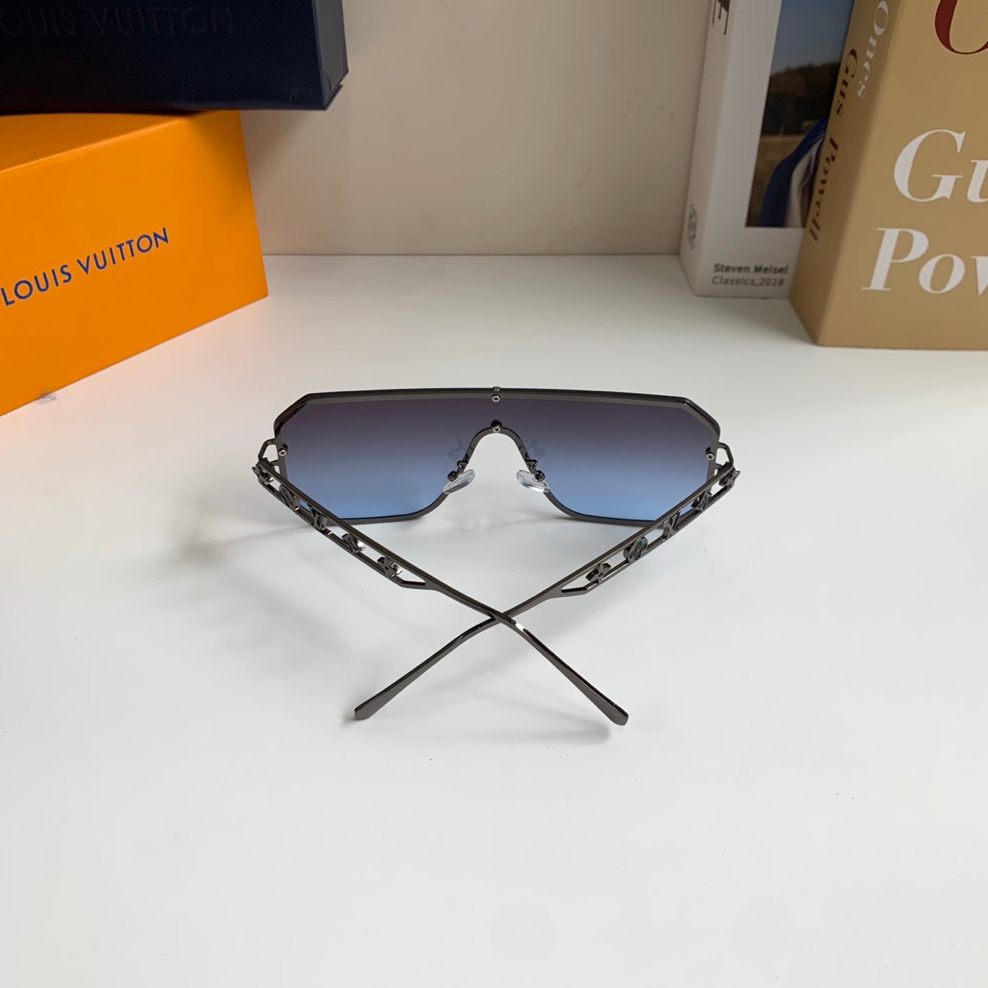 Louis Vuitton Square Silver Lens Sunglasses for Men & Women - 464758 - detail image 8