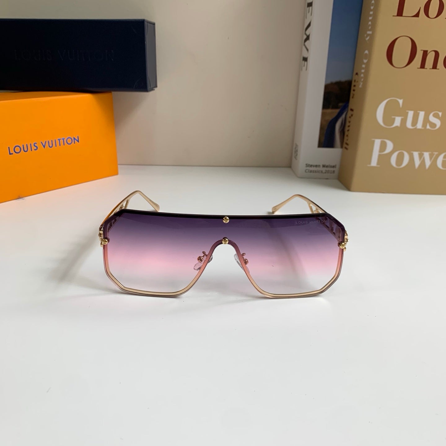 Louis Vuitton Square Silver Lens Sunglasses for Men & Women - 464759 - detail image 3