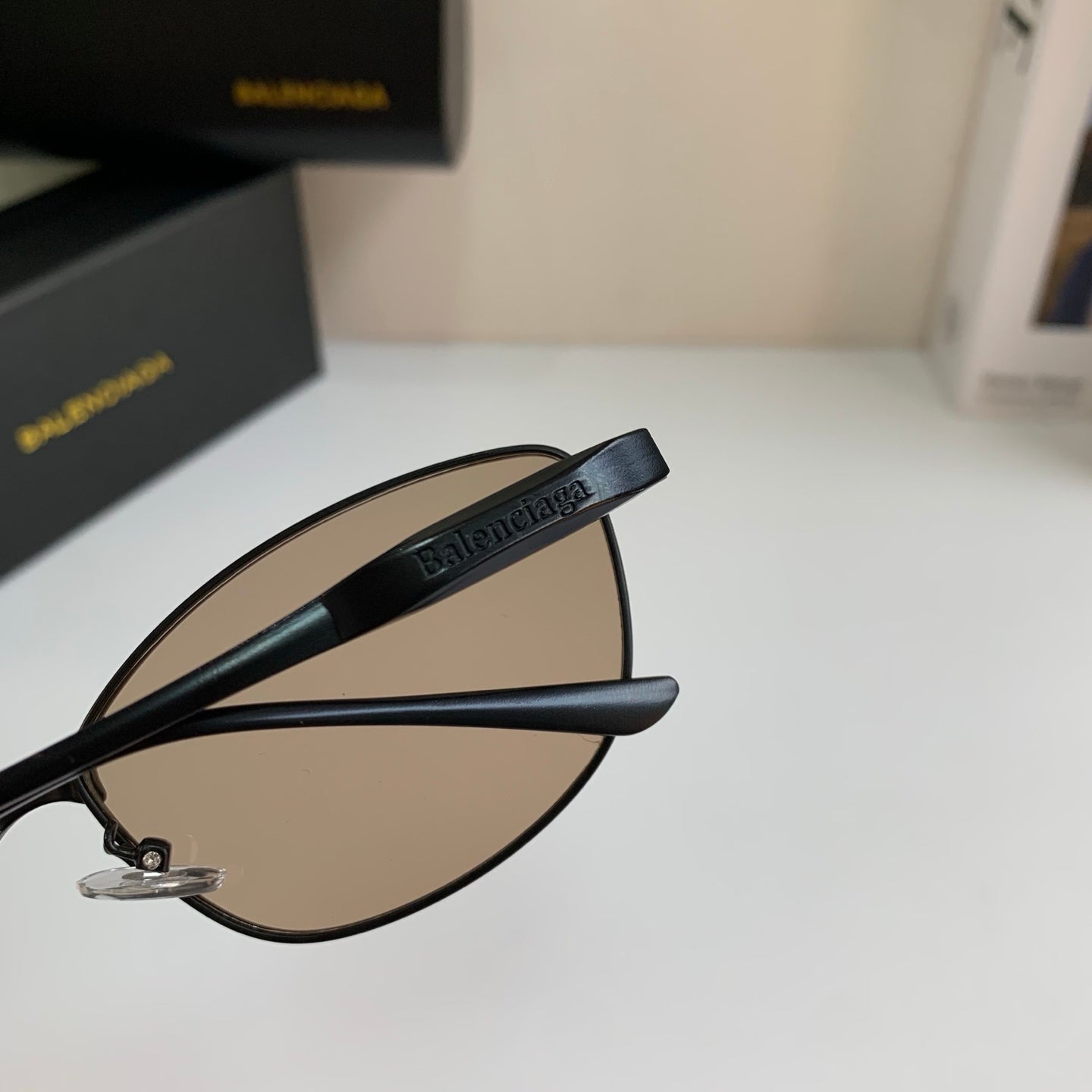 Balenciaga Fashion Silver Lens Sunglasses for Men & Women - 487532 - detail image 7