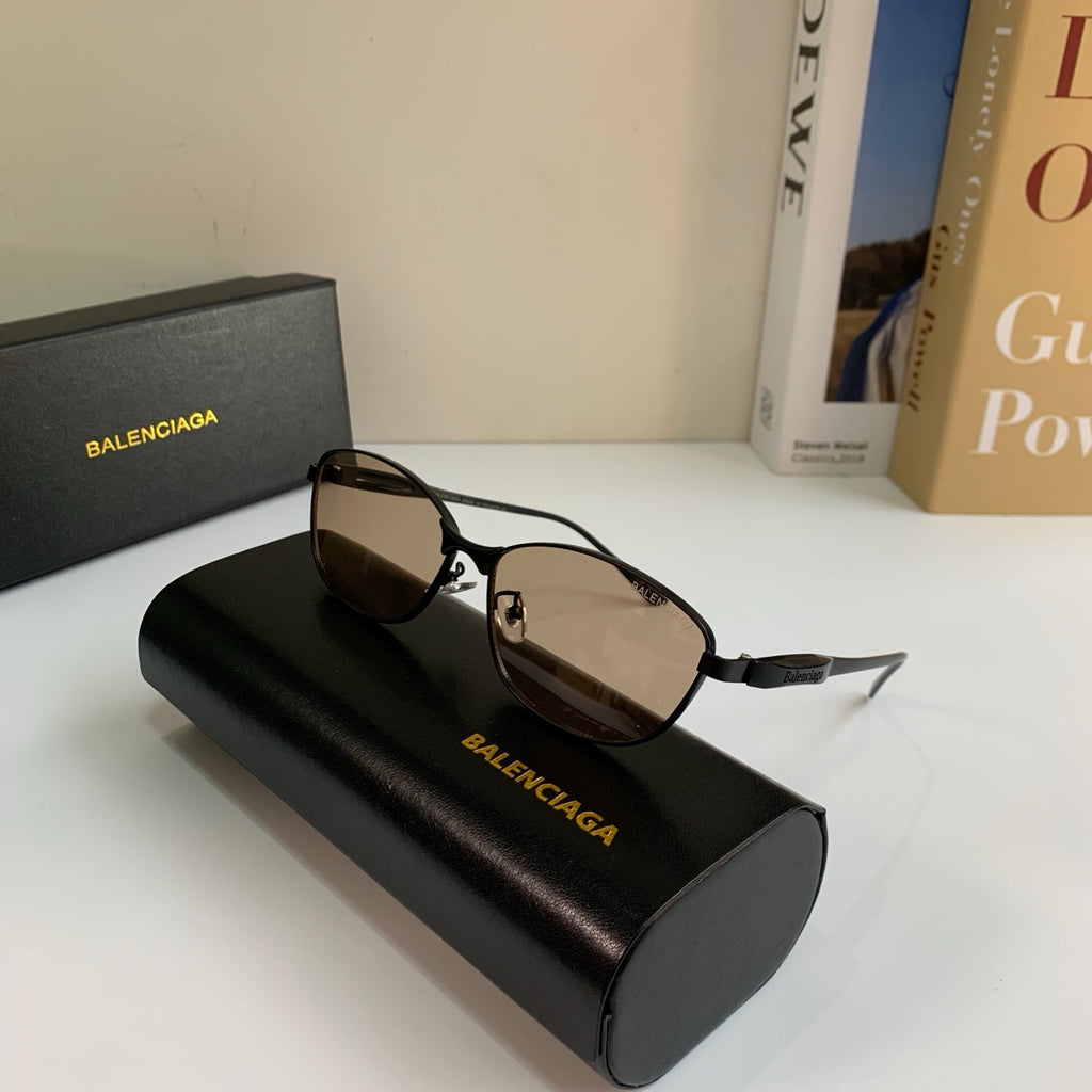 Balenciaga Fashion Silver Lens Sunglasses for Men & Women - 487532 - detail image 4