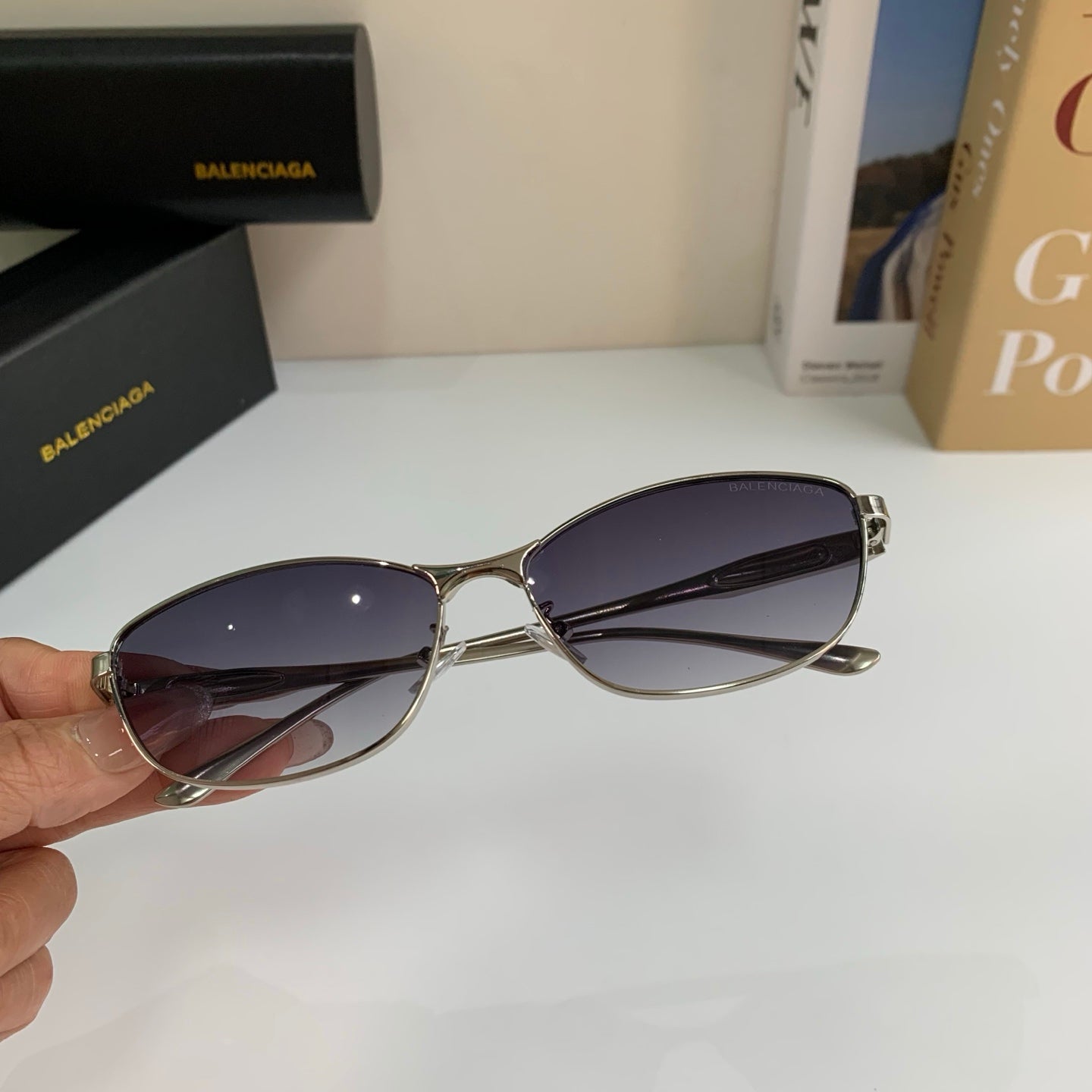 Balenciaga Fashion Silver Lens Sunglasses for Men & Women - 487533 - detail image 3
