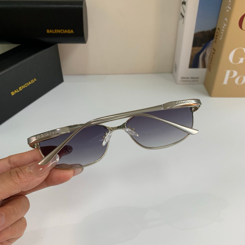 Balenciaga Fashion Silver Lens Sunglasses for Men & Women - 487533 - detail image 8