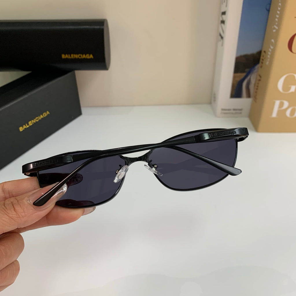 Balenciaga Fashion Silver Lens Sunglasses for Men & Women - detail image 7