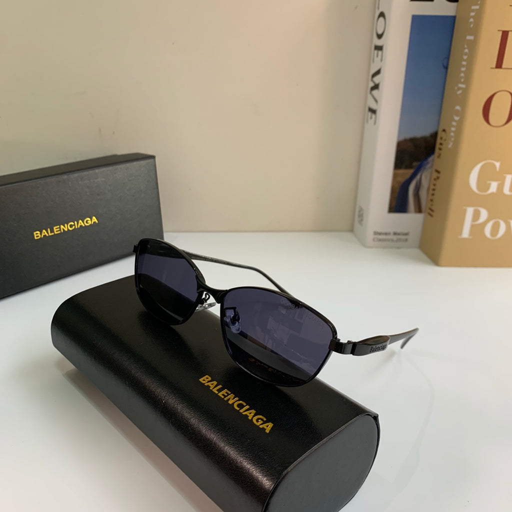 Balenciaga Fashion Silver Lens Sunglasses for Men & Women - 416098 - detail image 4