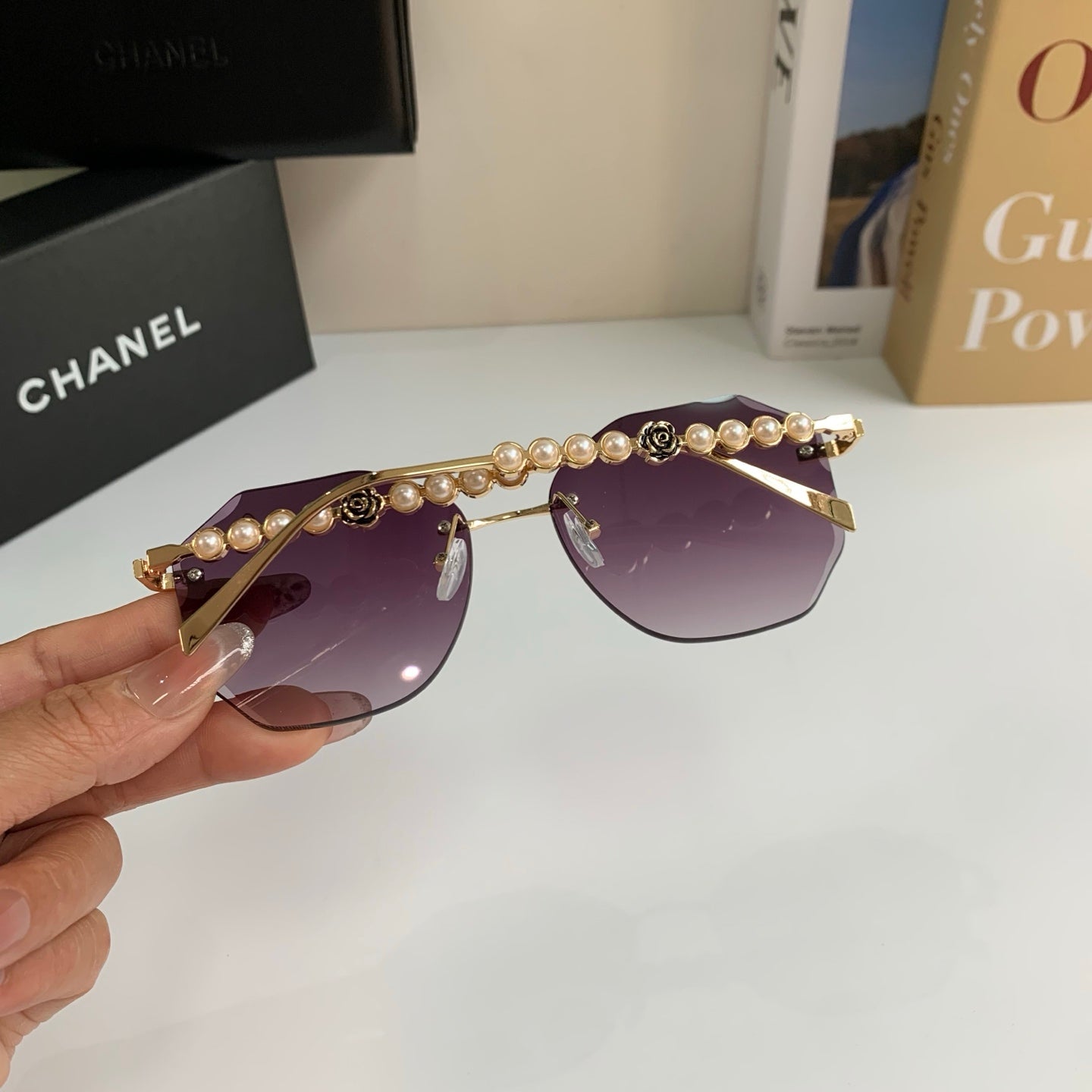 Chanel Fashion Silver Lens Sunglasses for Men & Women - 486514 - detail image 8