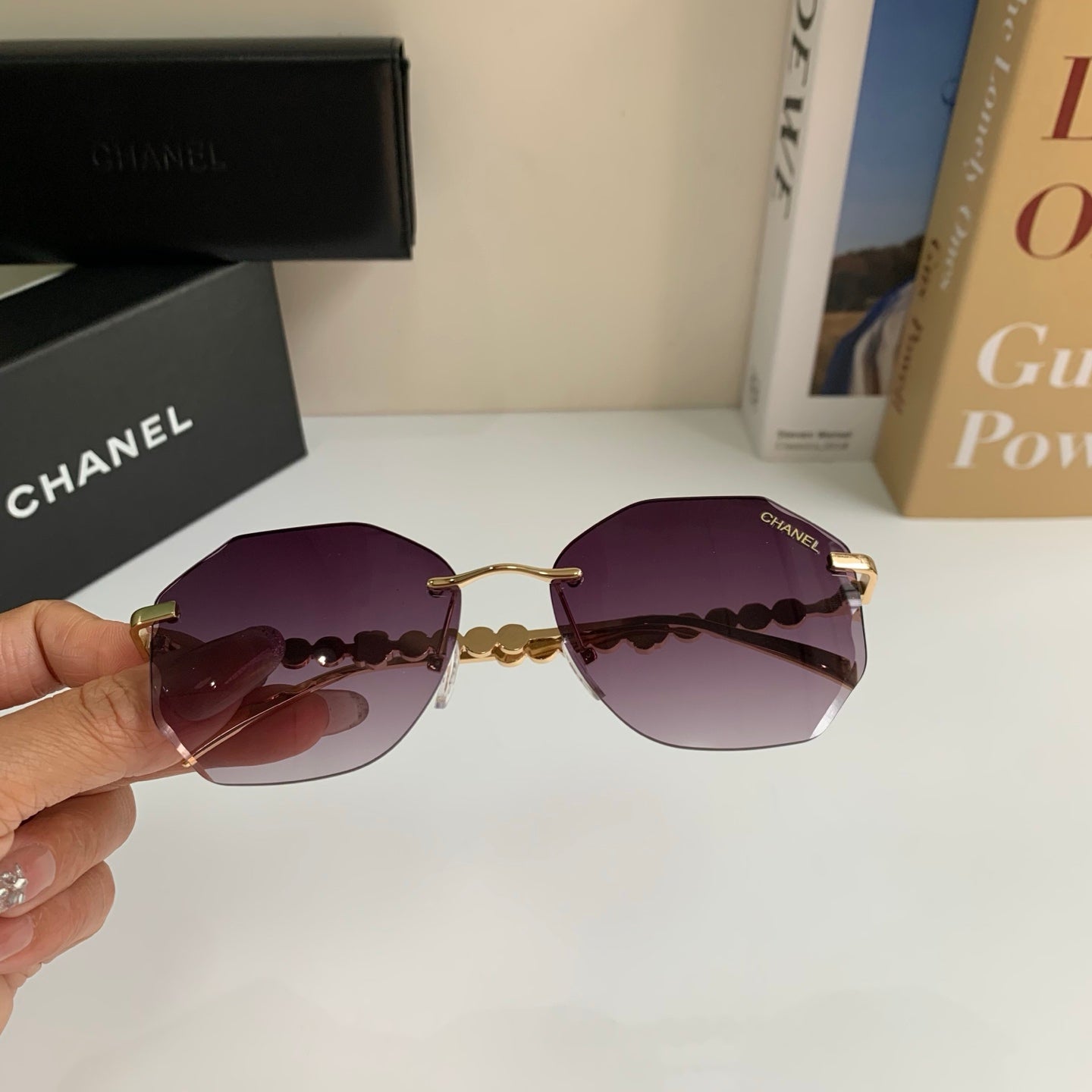 Chanel Fashion Silver Lens Sunglasses for Men & Women - 486514 - detail image 4
