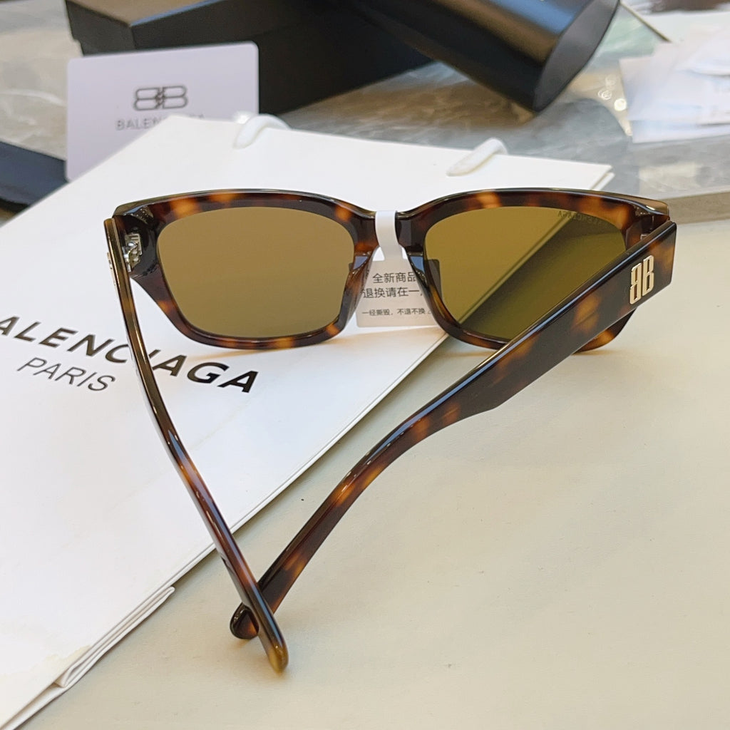 Balenciaga BB0480SK Fashion Black Lens Sunglasses for Men & Women - 487512 - detail image 9