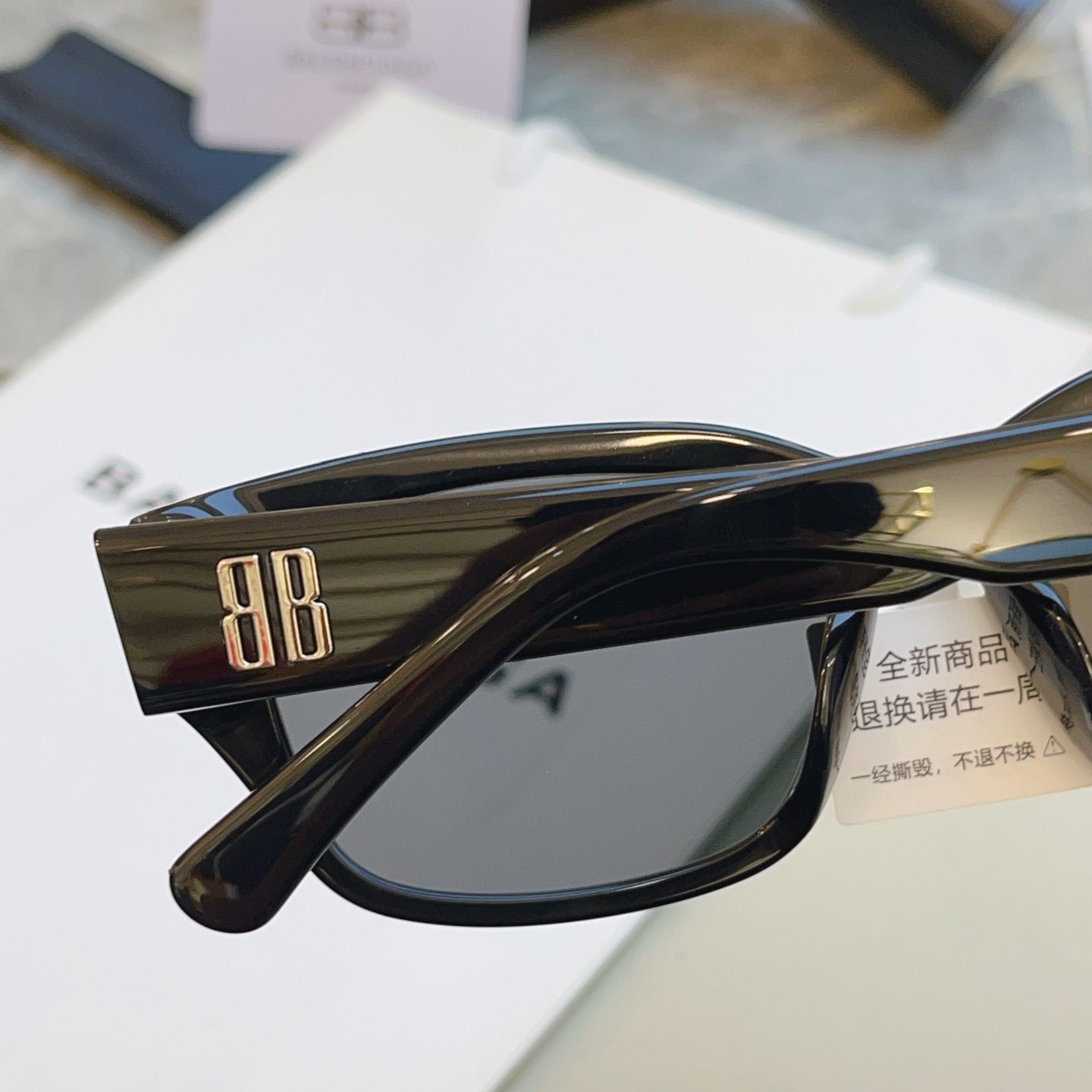 Balenciaga BB0480SK Fashion Black Lens Sunglasses for Men & Women - detail image 4