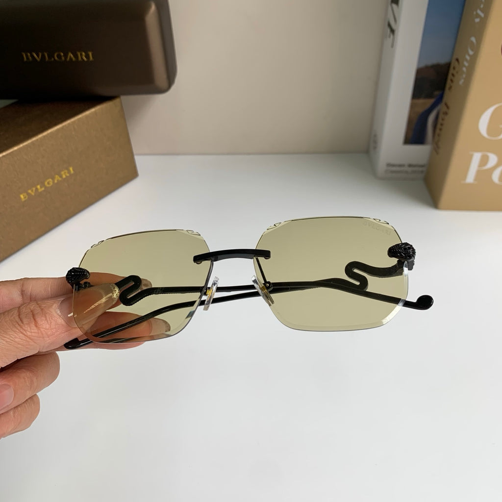 Bottega Veneta Fashion Silver Lens Sunglasses for Men & Women - 416438 - detail image 4