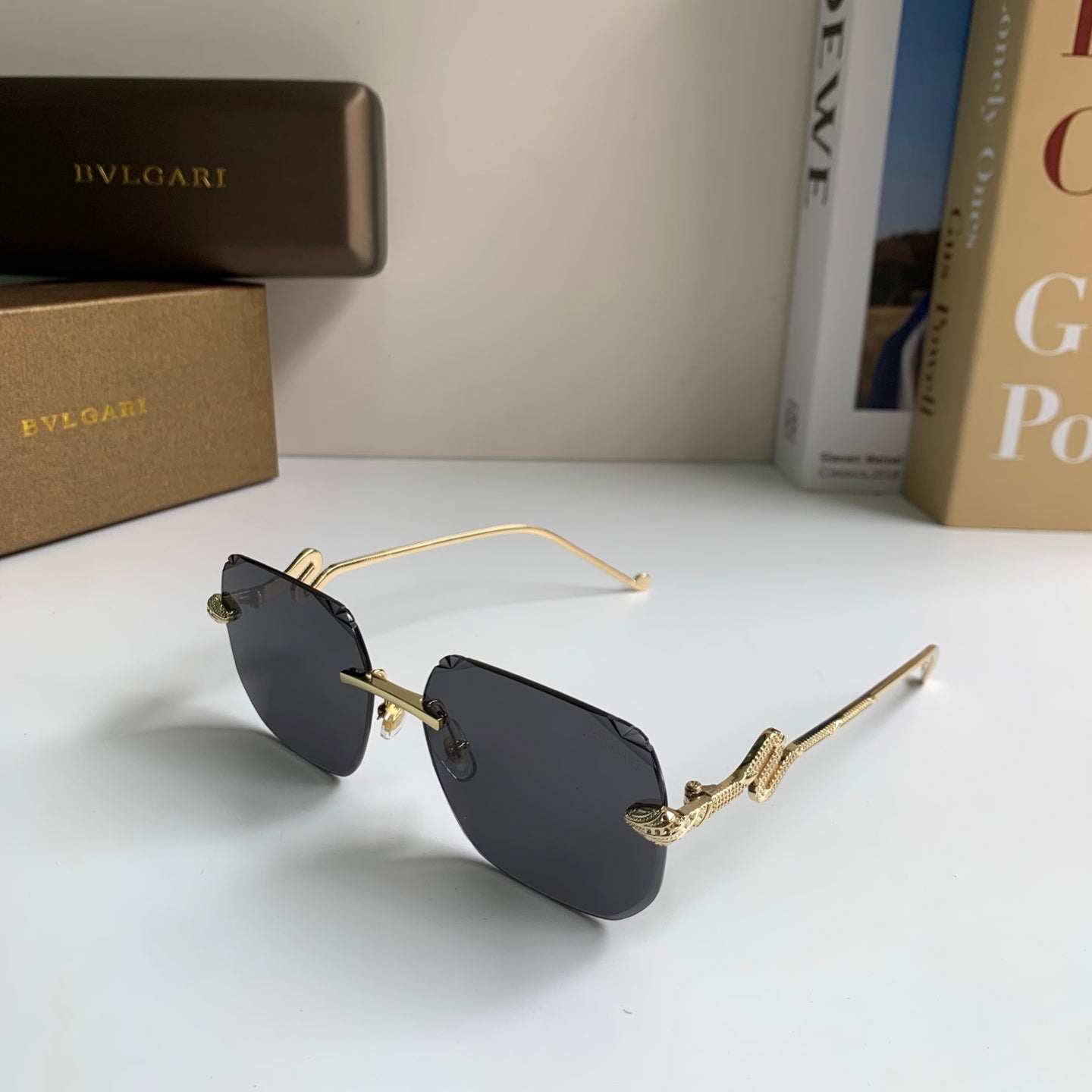 Bottega Veneta Fashion Silver Lens Sunglasses for Men & Women - detail image 2