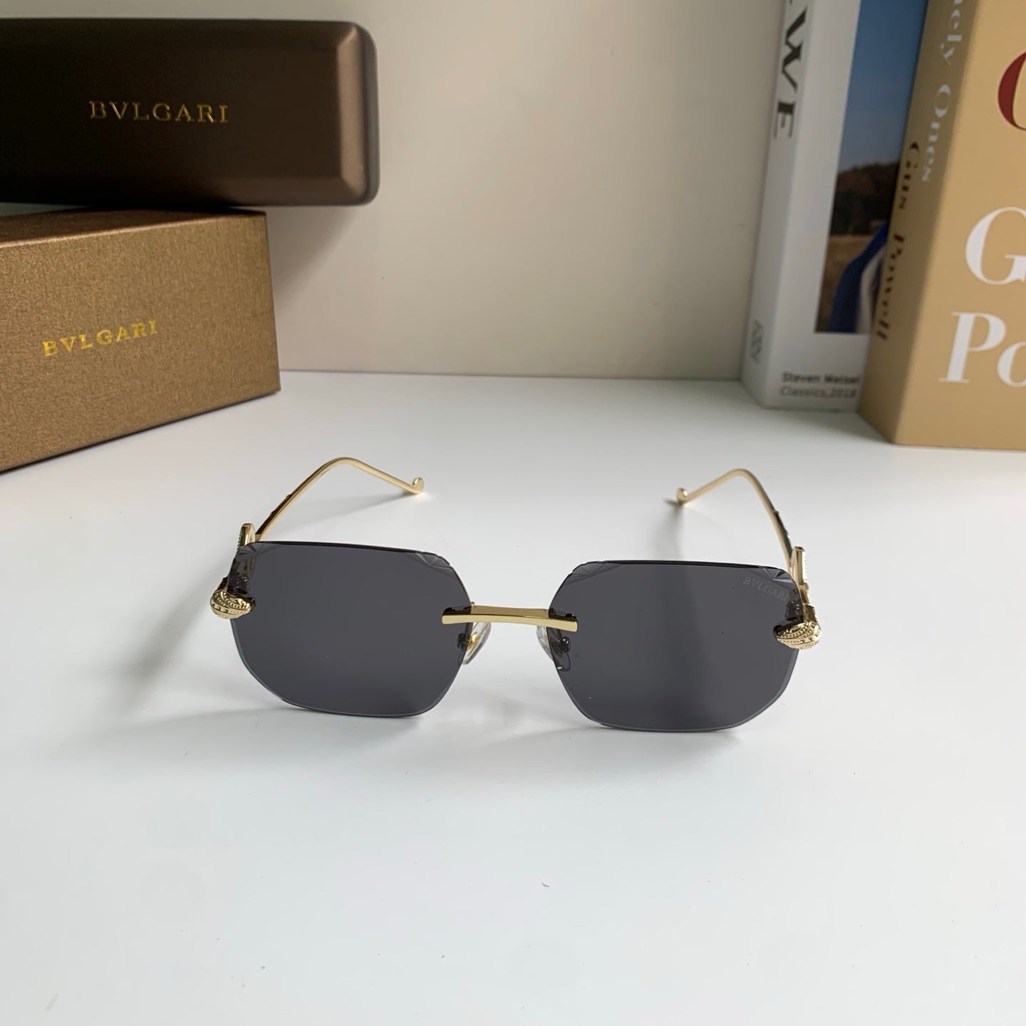 Bottega Veneta Fashion Silver Lens Sunglasses for Men & Women - detail image 3