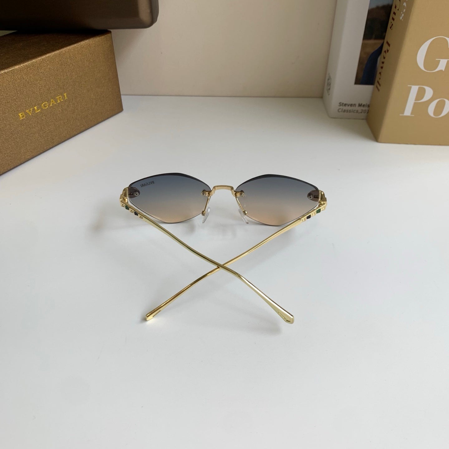 Bottega Veneta Cat-Eye Silver Lens Sunglasses for Men & Women - 432910 - detail image 7