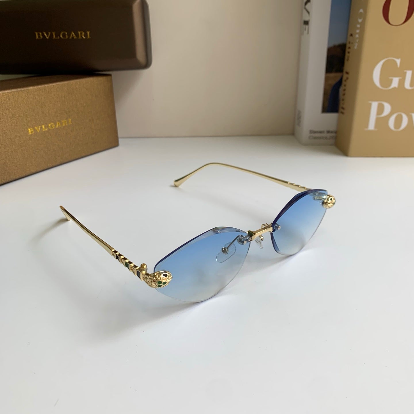 Bottega Veneta Cat-Eye Silver Lens Sunglasses for Men & Women - 432911