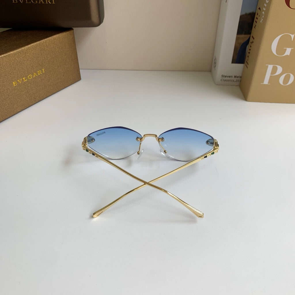 Bottega Veneta Cat-Eye Silver Lens Sunglasses for Men & Women - 432911 - detail image 7
