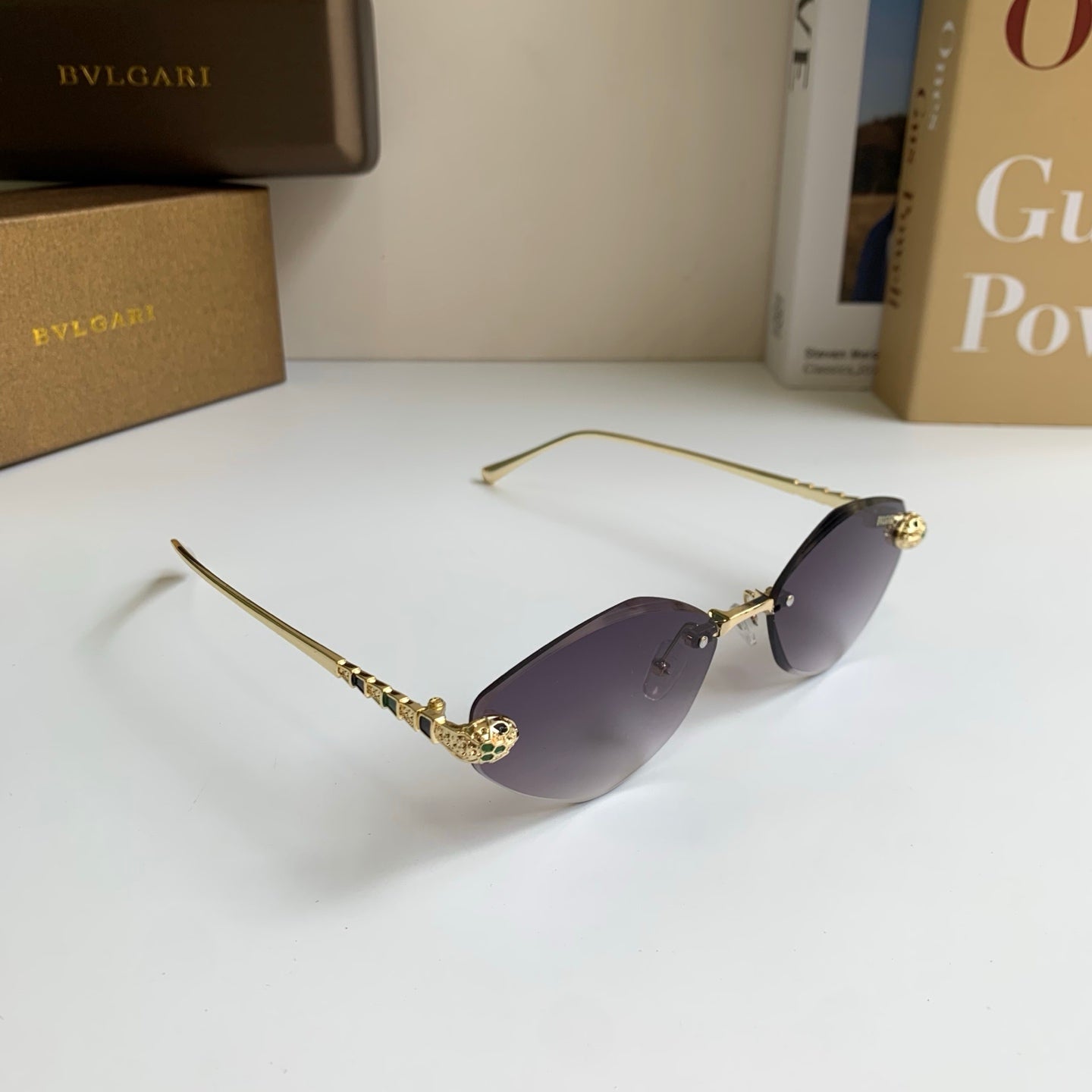 Bottega Veneta Cat-Eye Silver Lens Sunglasses for Men & Women - 432912