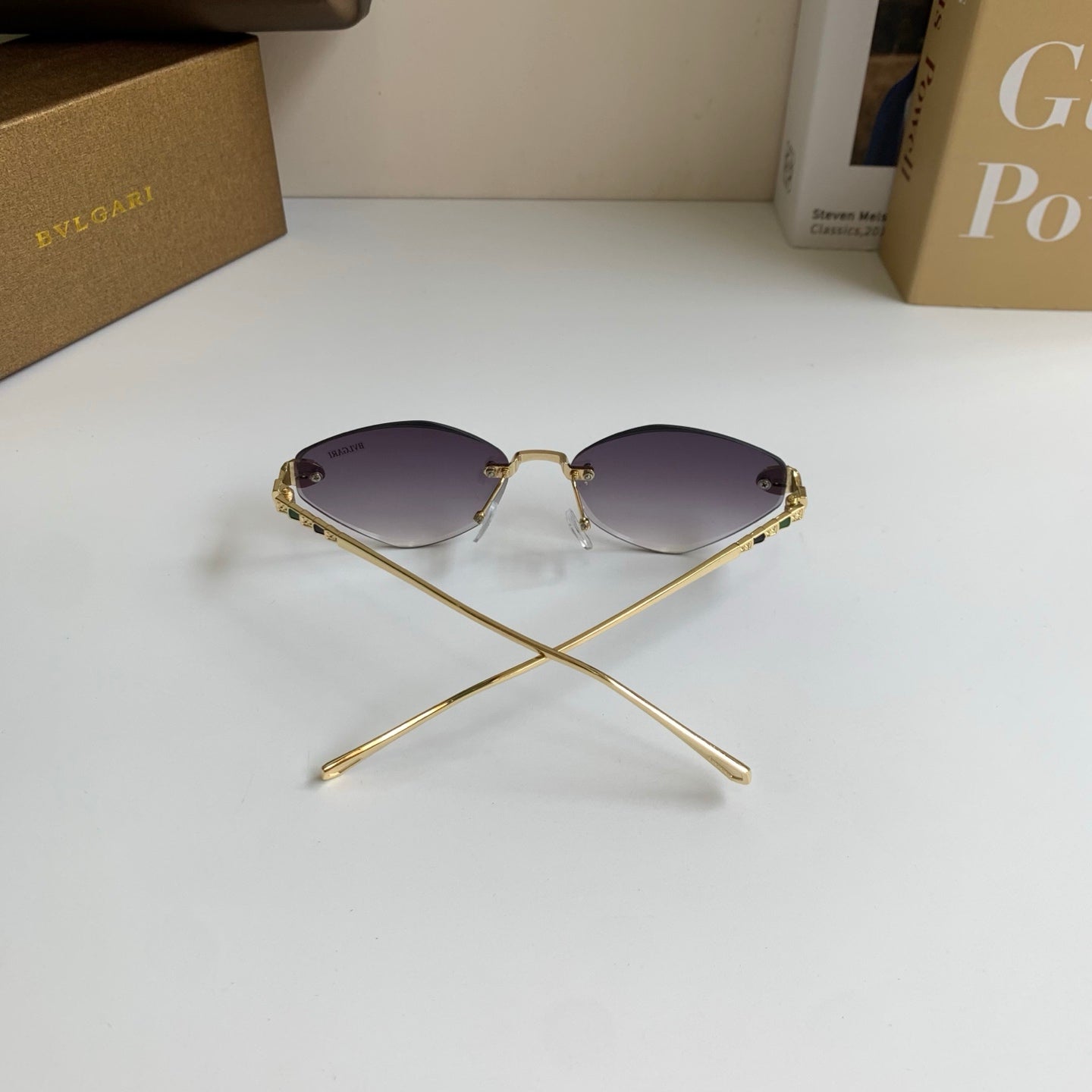 Bottega Veneta Cat-Eye Silver Lens Sunglasses for Men & Women - 432912 - detail image 8