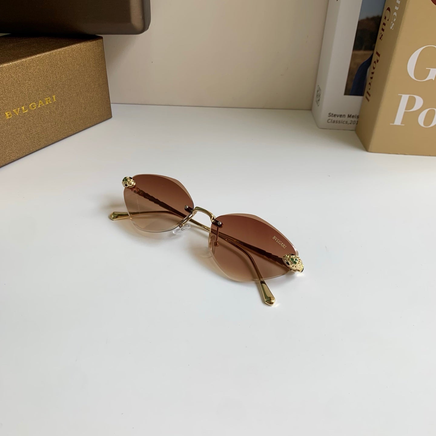 Bottega Veneta Cat-Eye Brown Lens Sunglasses for Men & Women - 432913 - detail image 3