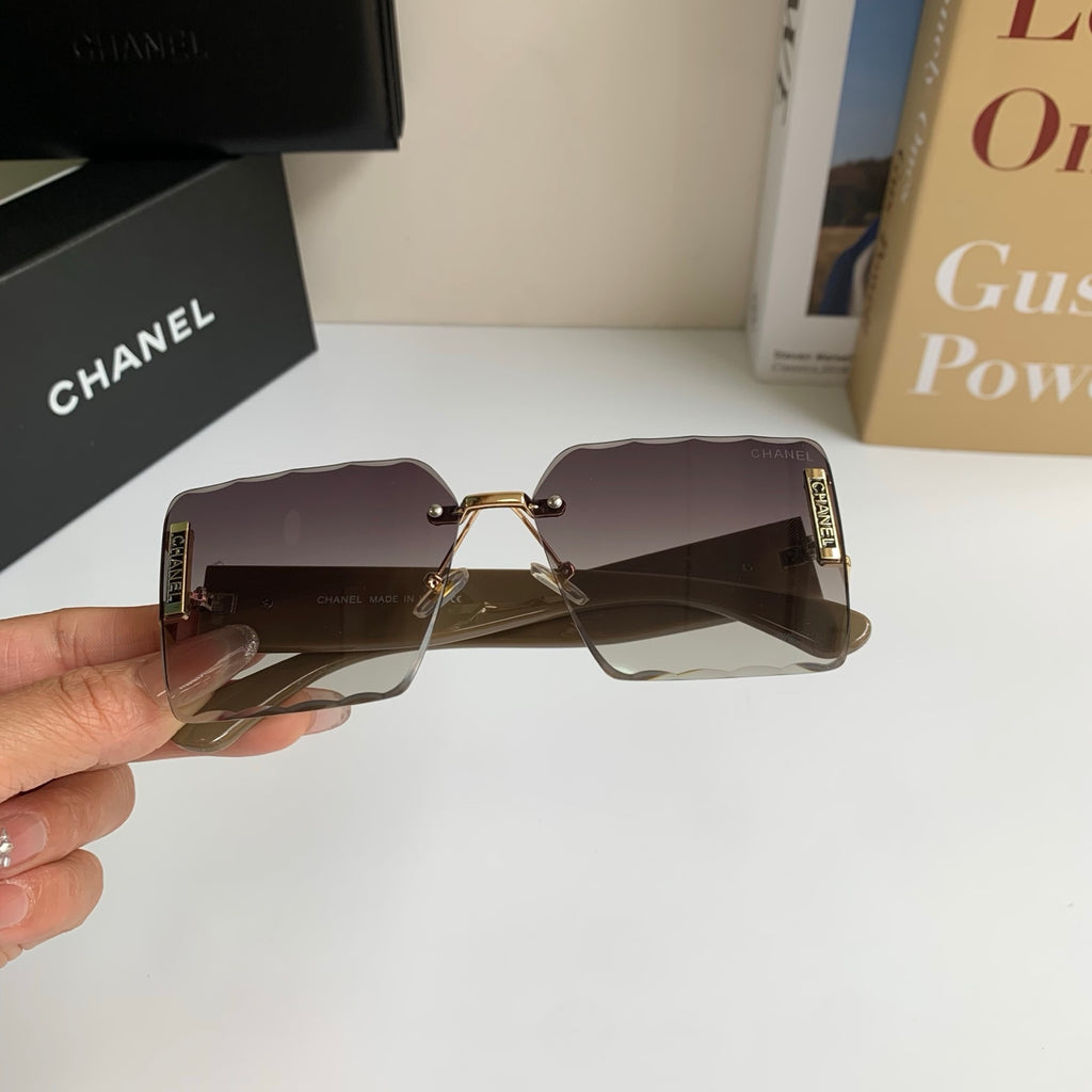 Chanel Square Gray Lens Sunglasses for Men & Women - 431631 - detail image 4
