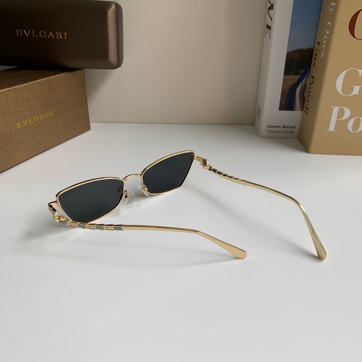 Bottega Veneta Metal Fashion Silver Lens Sunglasses for Men & Women - detail image 7