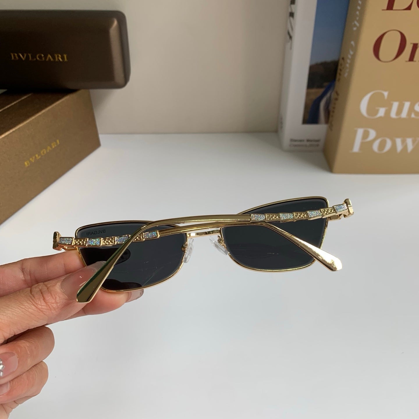 Bottega Veneta Metal Fashion Silver Lens Sunglasses for Men & Women - detail image 6