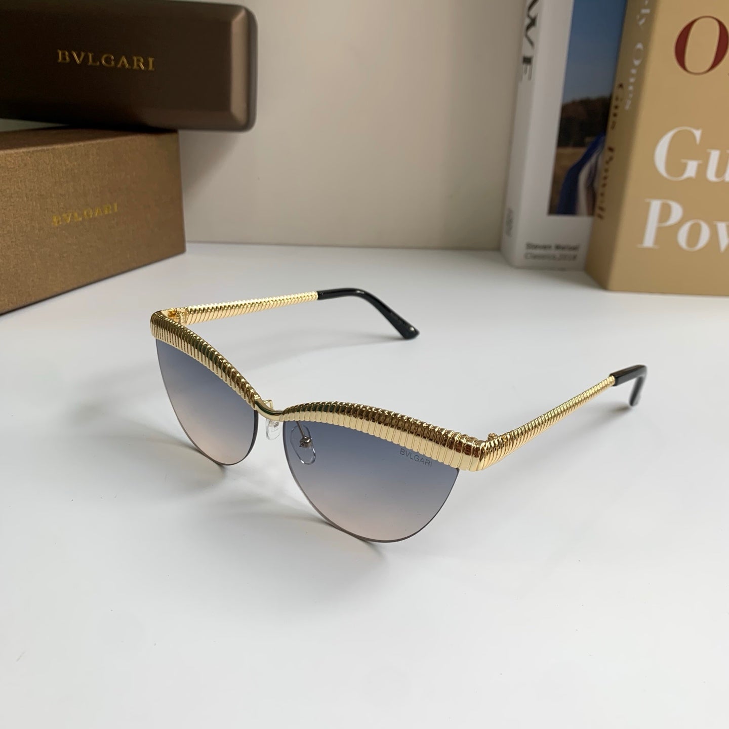 Bottega Veneta Cat-Eye Silver Lens Sunglasses for Men & Women - 466341 - detail image 2