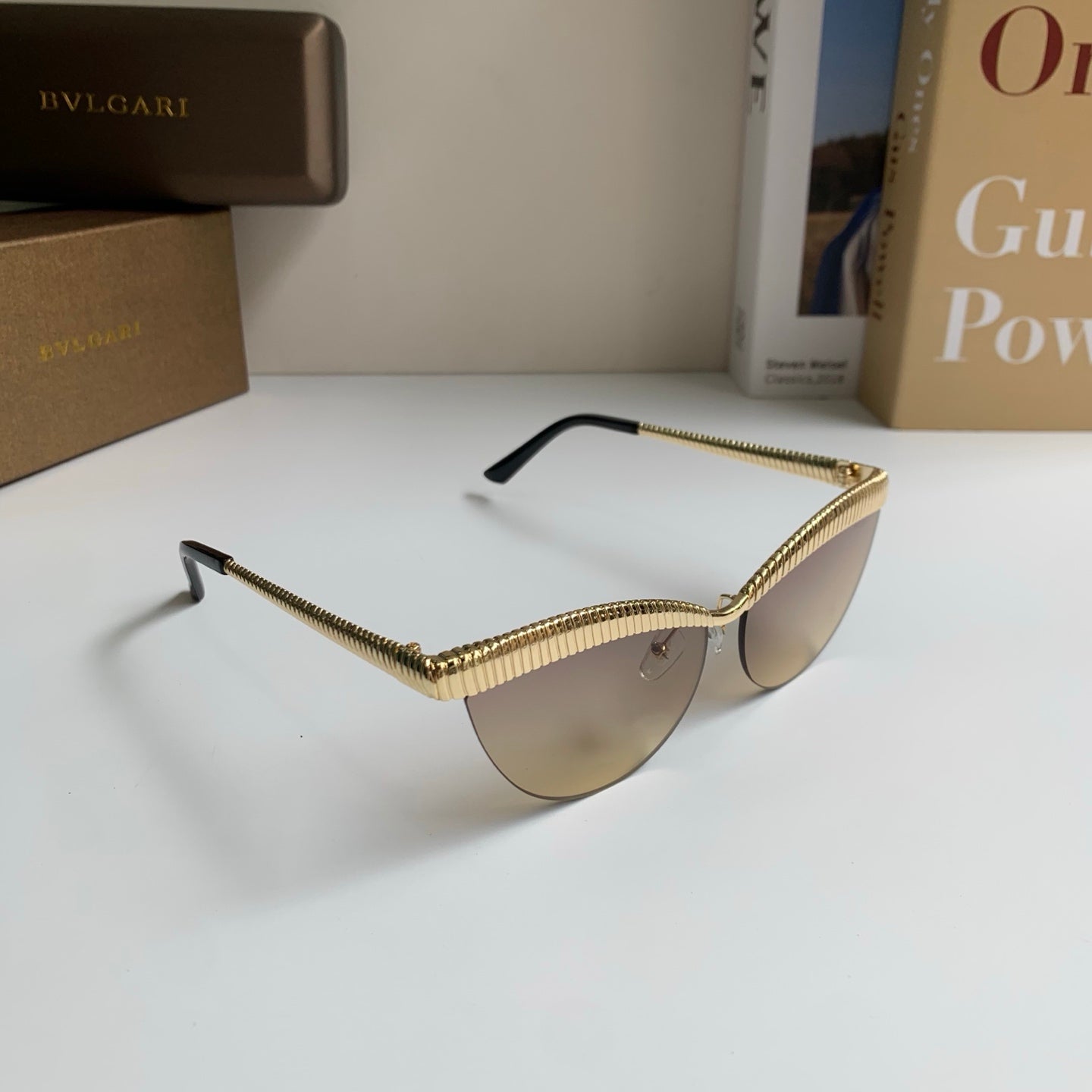 Bottega Veneta Cat-Eye Silver Lens Sunglasses for Men & Women - 466342