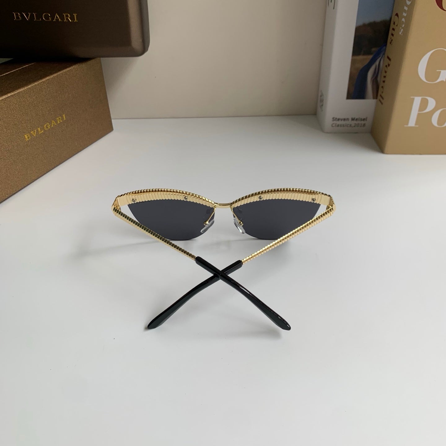 Bottega Veneta Cat-Eye Silver Lens Sunglasses for Men & Women - detail image 6