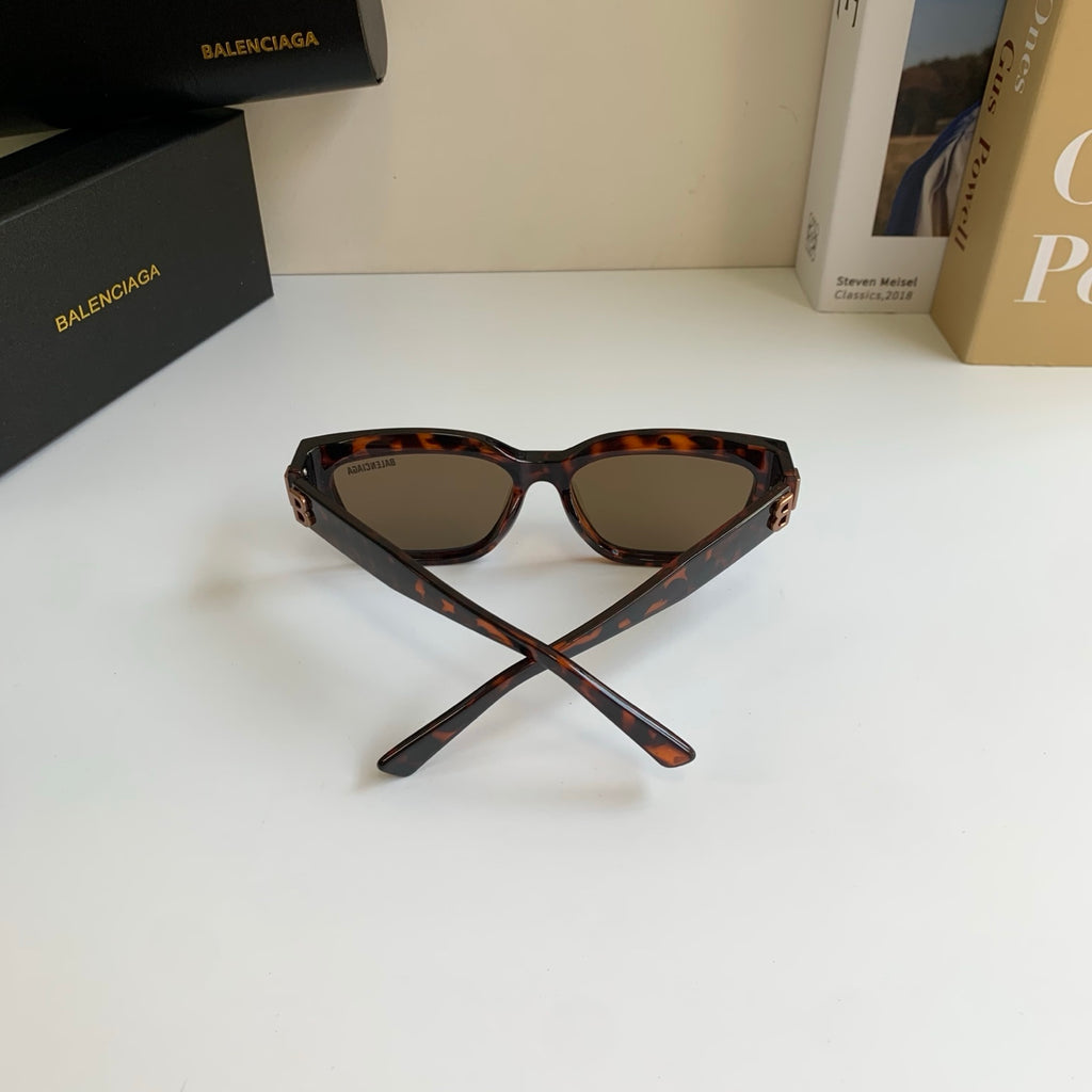 Balenciaga Square Black Lens Sunglasses for Men & Women - 466009 - detail image 8