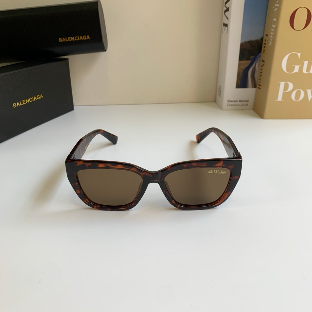 Balenciaga Square Black Lens Sunglasses for Men & Women - 466009 - detail image 5