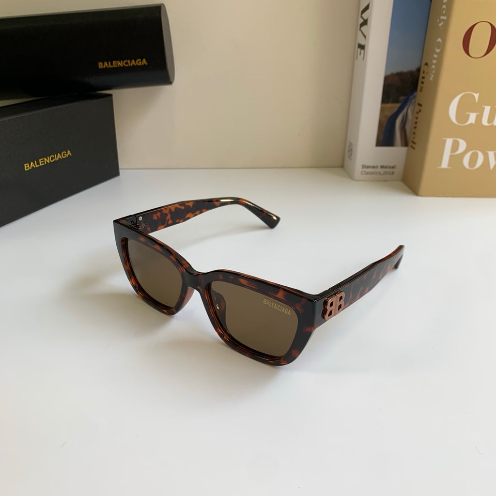 Balenciaga Square Black Lens Sunglasses for Men & Women - 466009 - detail image 2