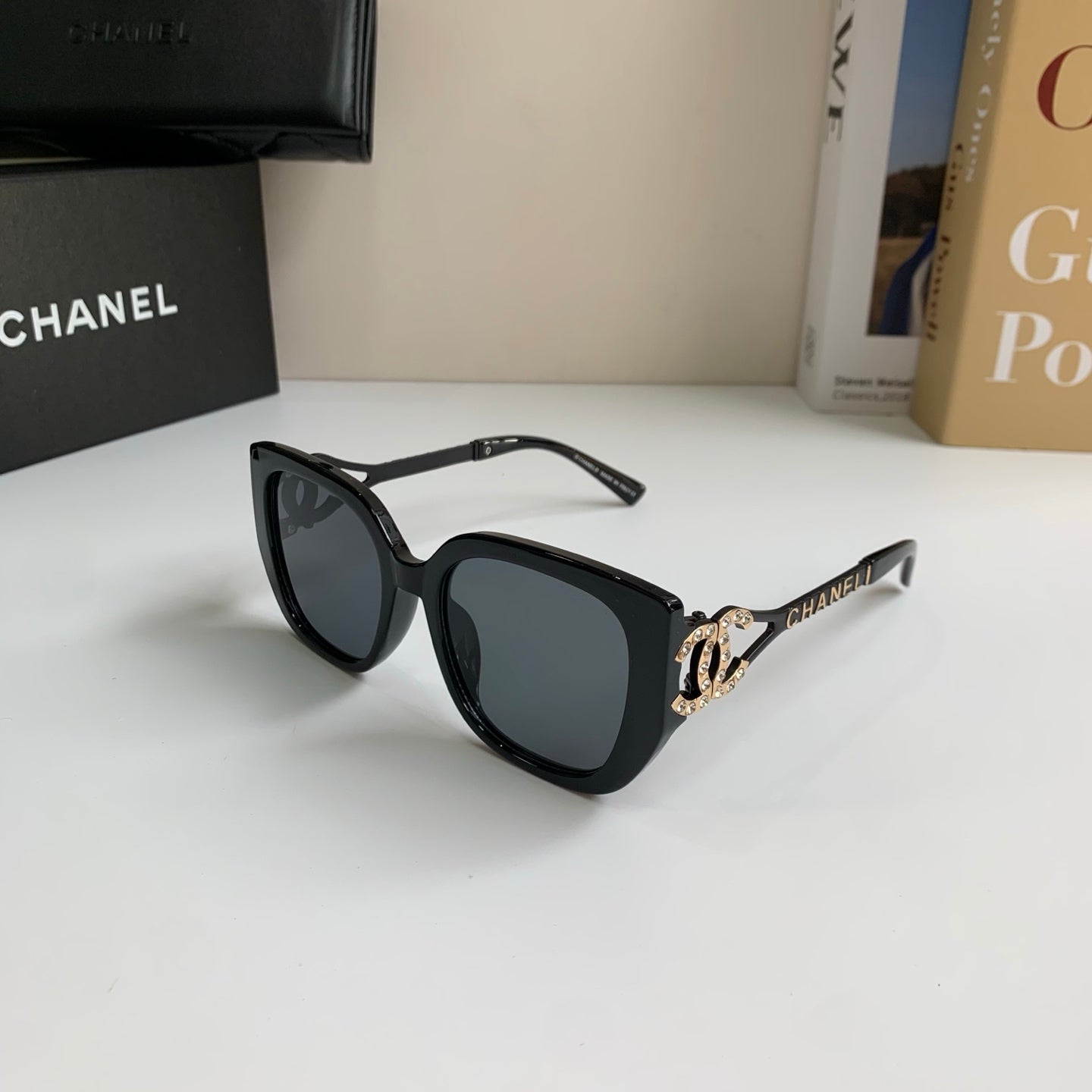 Chanel Fashion Black Lens Sunglasses for Men & Women - 493617 - detail image 2