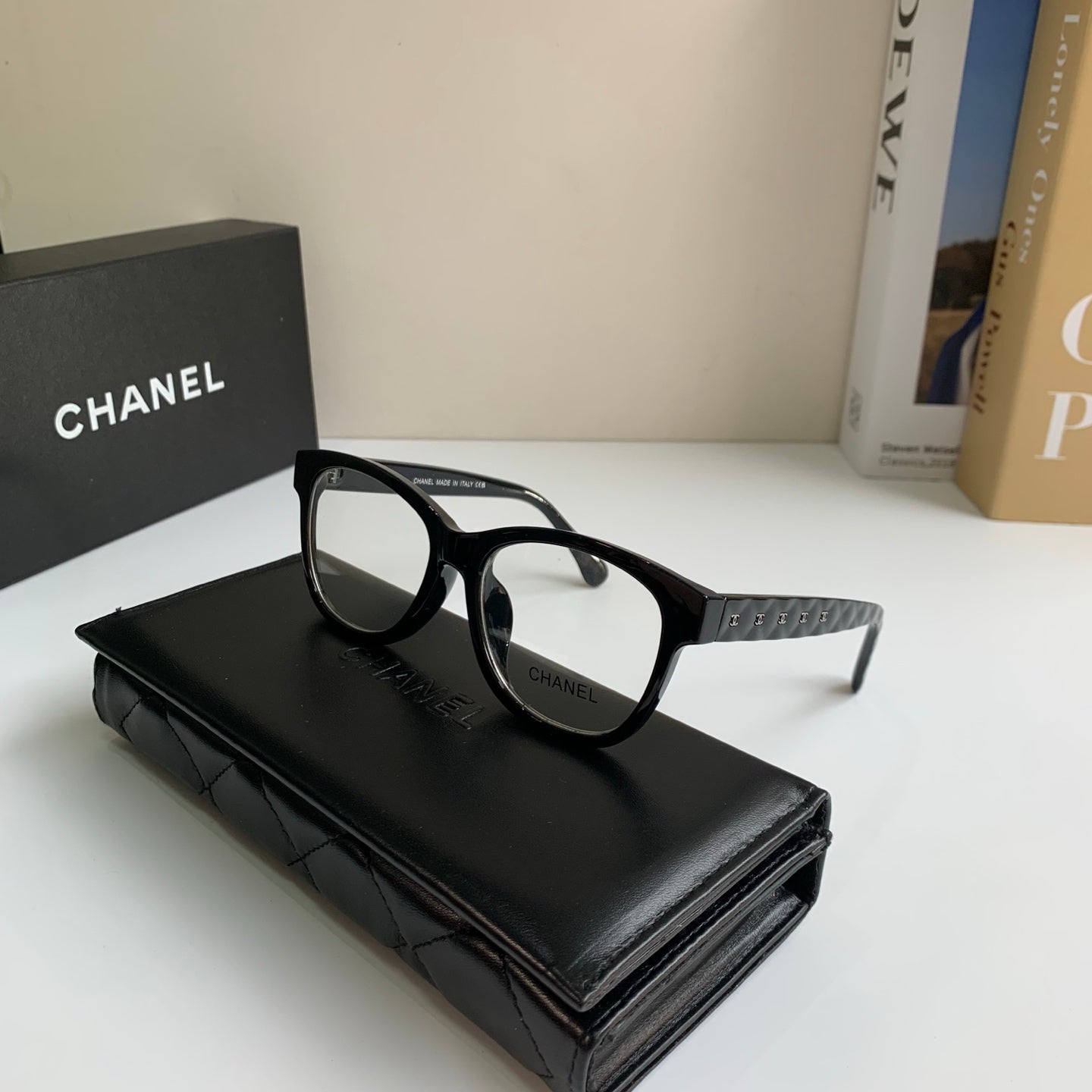 Chanel Blue-Light Fashion Silver Lens Sunglasses for Men & Women - 493618 - detail image 4