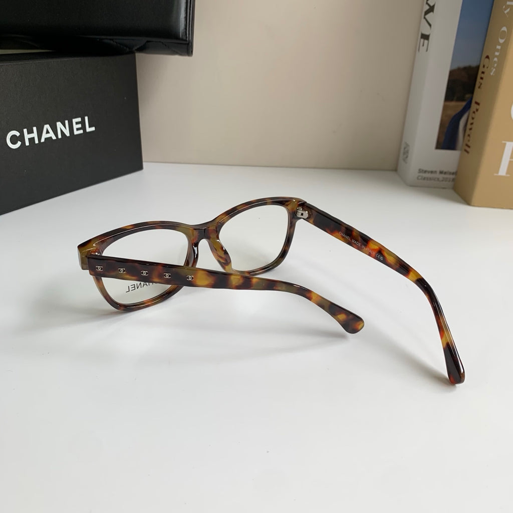 Chanel Blue-Light Fashion Silver Lens Sunglasses for Men & Women - detail image 8