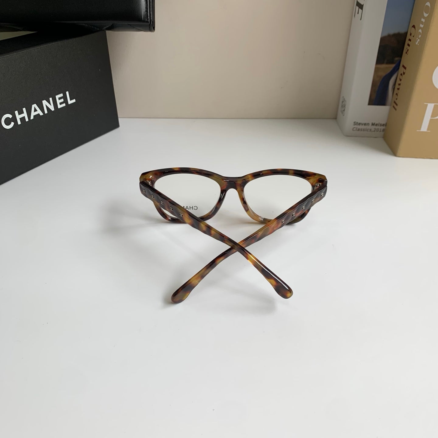 Chanel Blue-Light Fashion Silver Lens Sunglasses for Men & Women - detail image 7