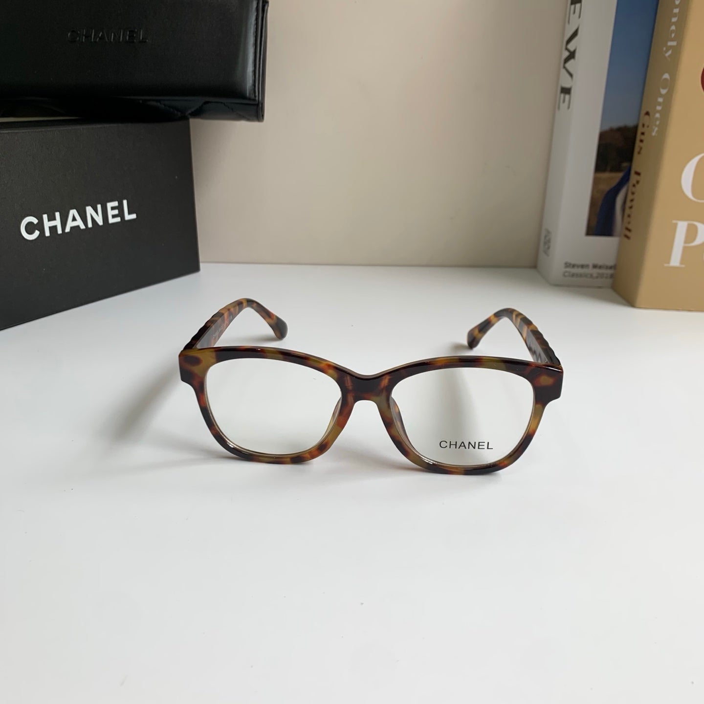 Chanel Blue-Light Fashion Silver Lens Sunglasses for Men & Women - detail image 5