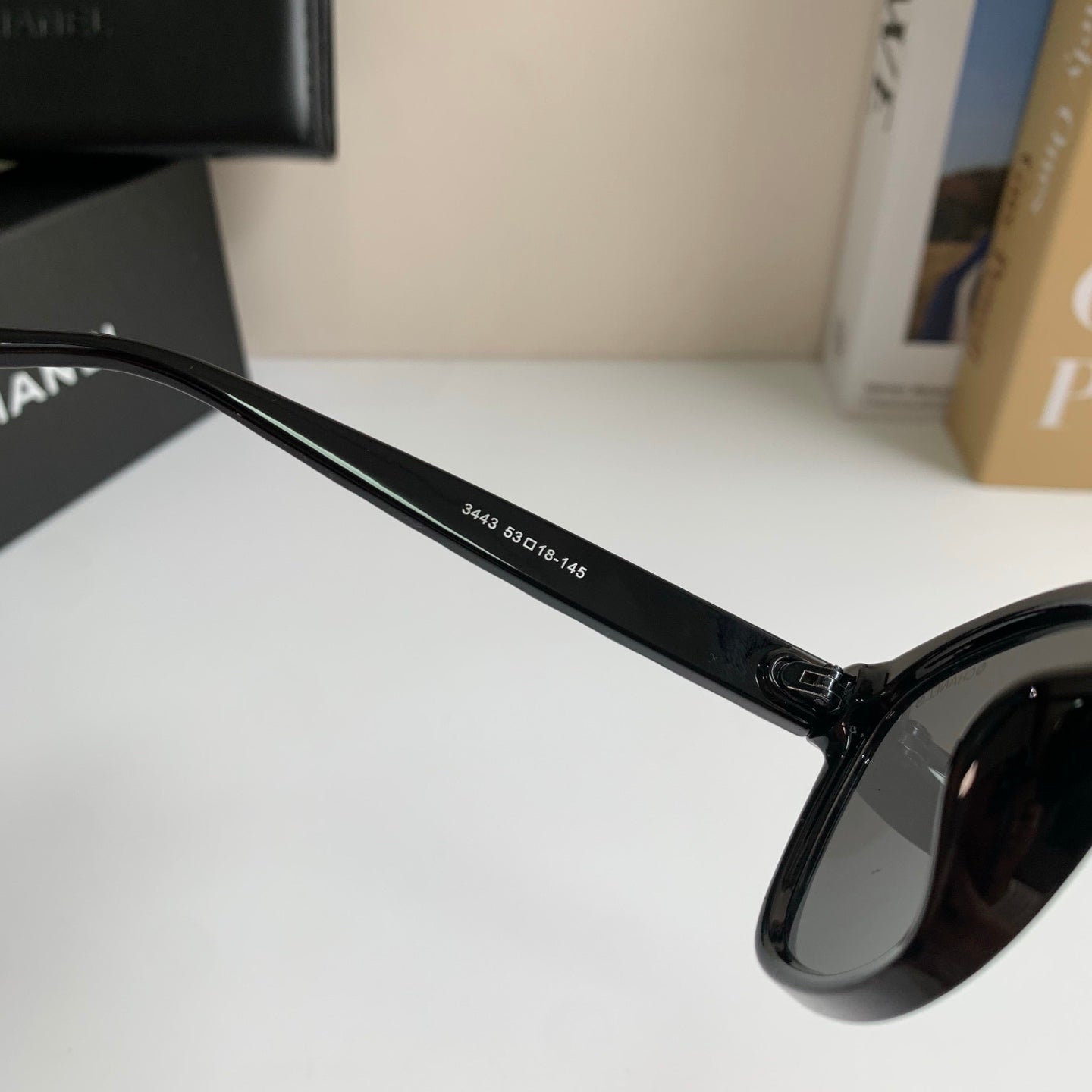 Chanel Blue-Light Fashion Black Lens Sunglasses for Men & Women - detail image 8