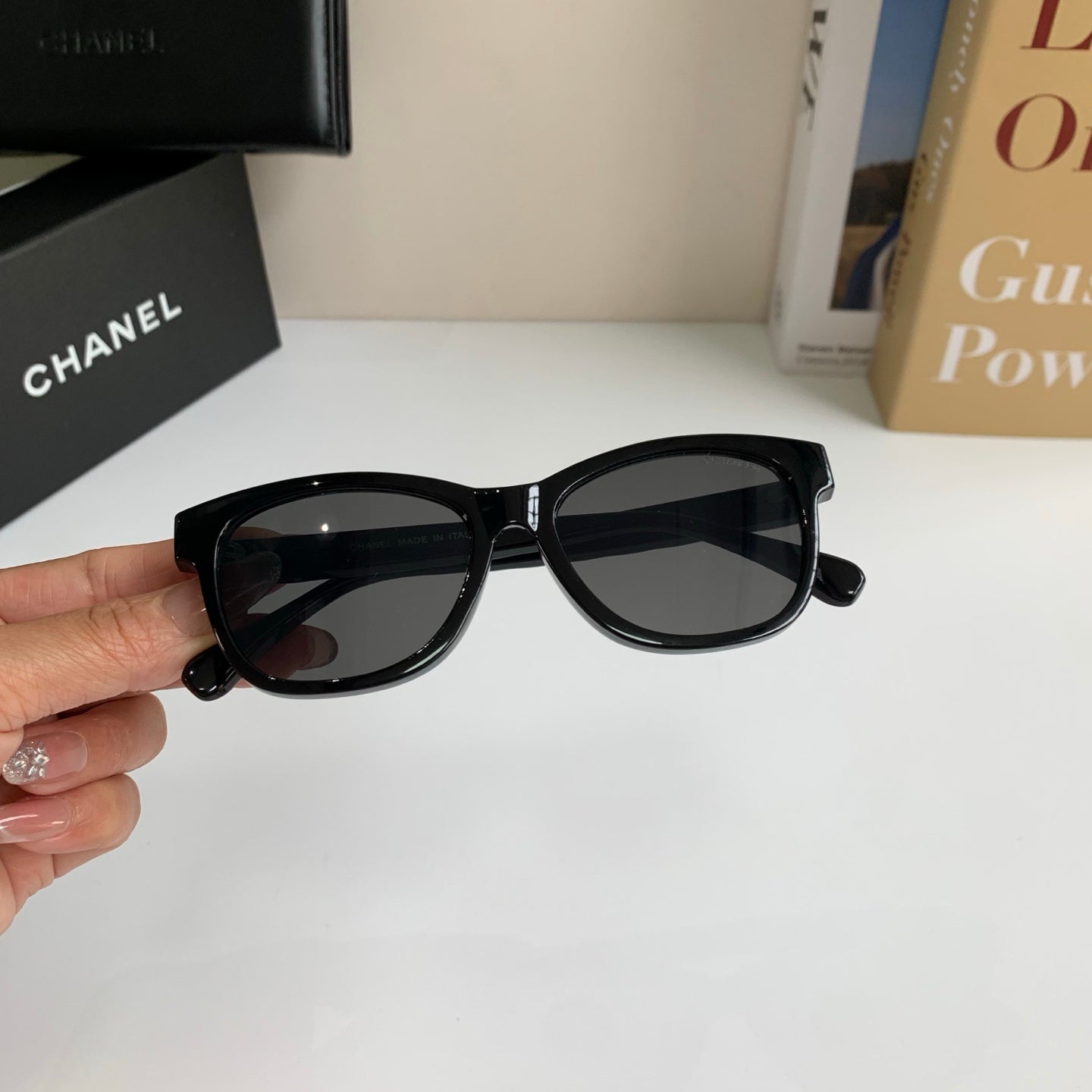 Chanel Blue-Light Fashion Black Lens Sunglasses for Men & Women - detail image 3