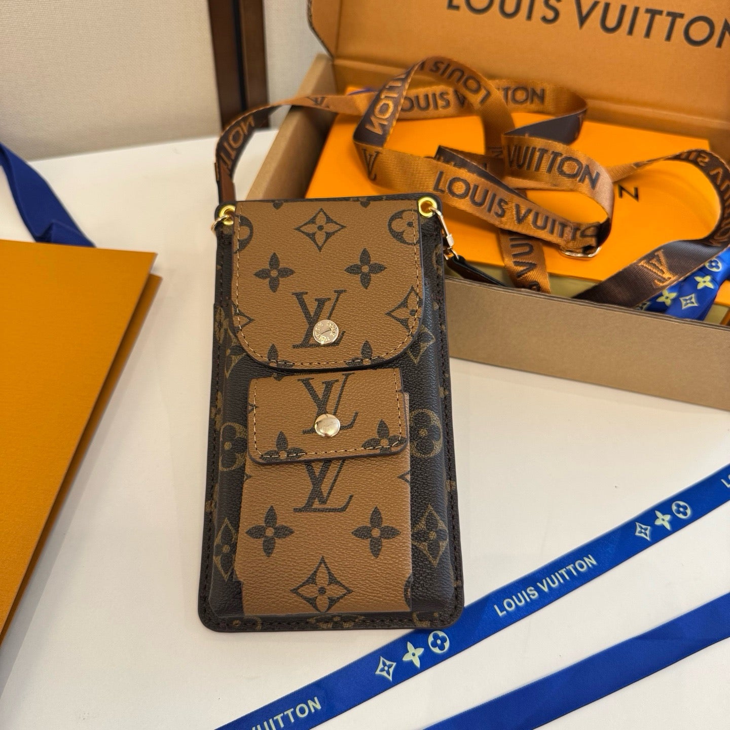 Louis Vuitton Fashion Black Lens Sunglasses for Men & Women - 448522 - detail image 6