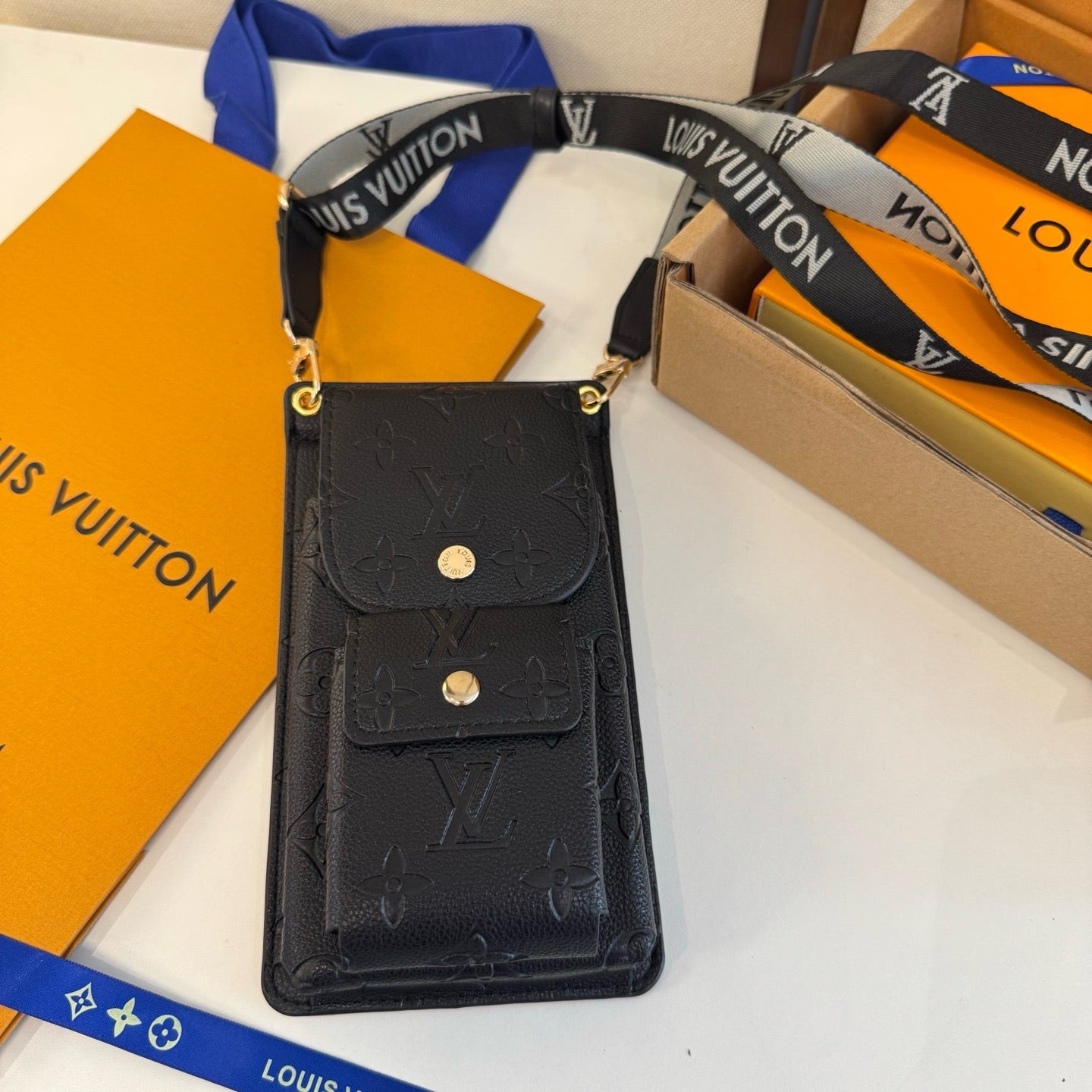Louis Vuitton Fashion Black Lens Sunglasses for Men & Women - 448520 - detail image 8