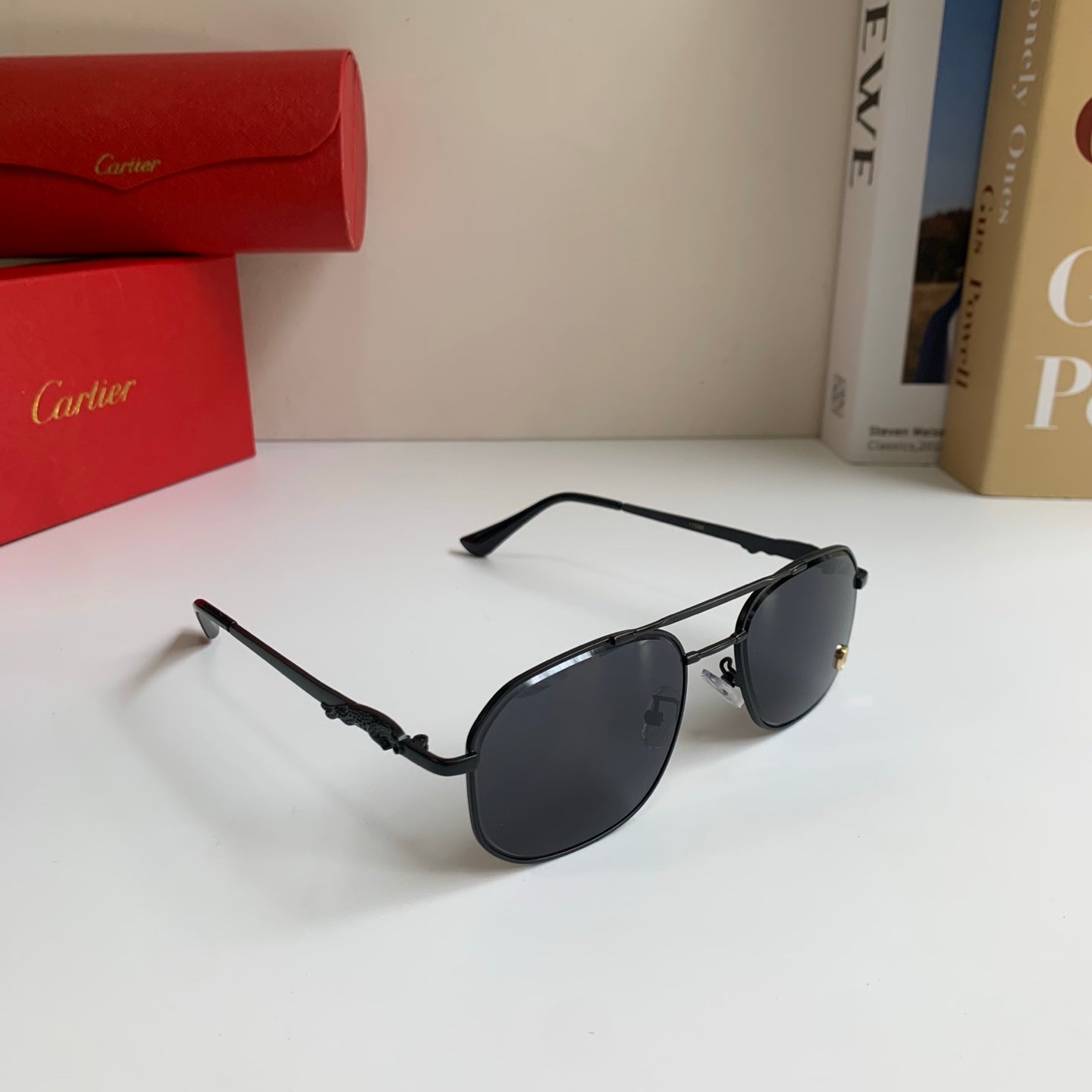 Cartier Metal Fashion Silver Lens Sunglasses for Men & Women - 465733