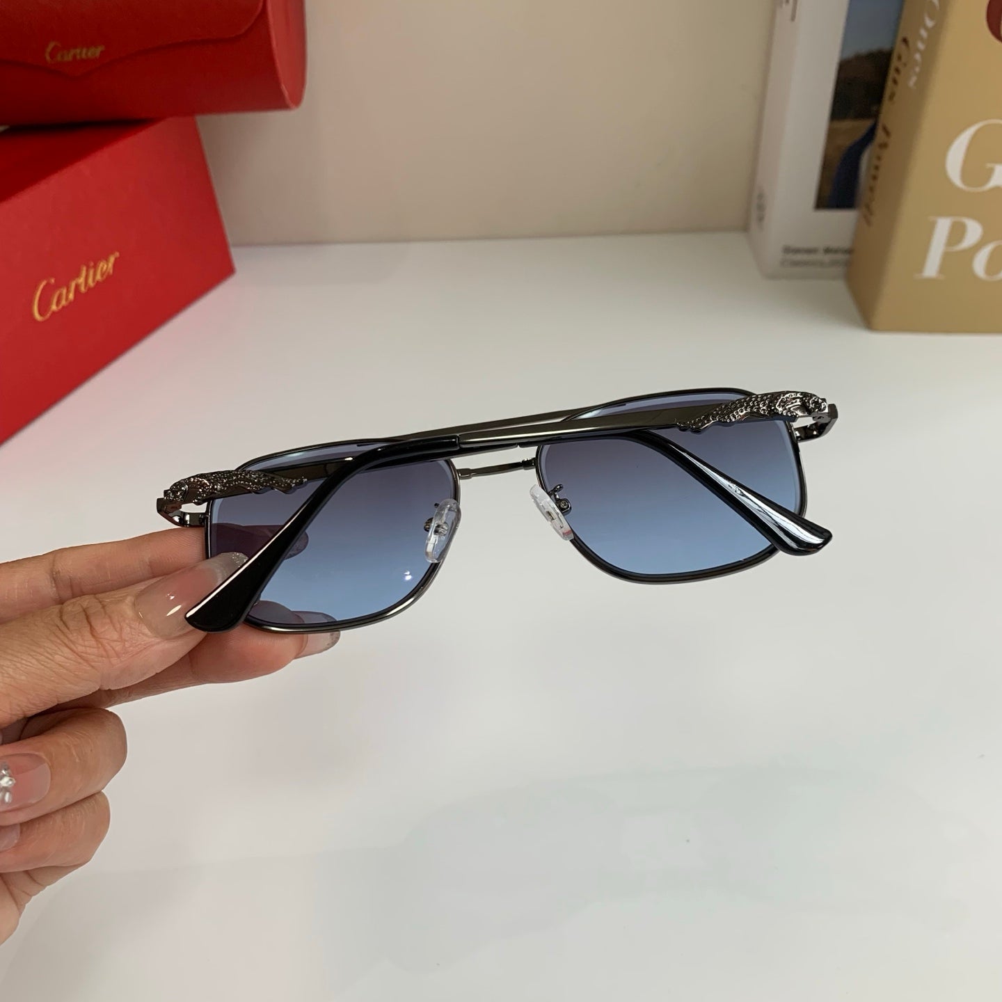 Cartier Metal Fashion Silver Lens Sunglasses for Men & Women - 465736 - detail image 6