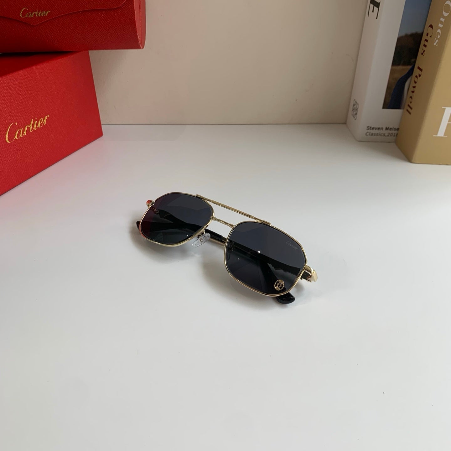 Cartier Metal Fashion Silver Lens Sunglasses for Men & Women - 465737 - detail image 3