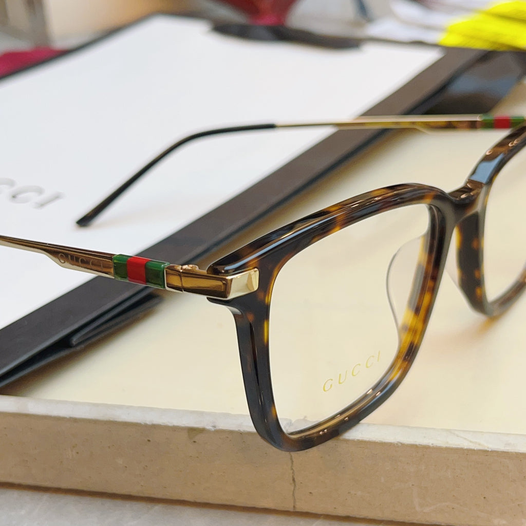 Gucci GG2246SK Fashion Yellow Lens Sunglasses for Men & Women - detail image 9